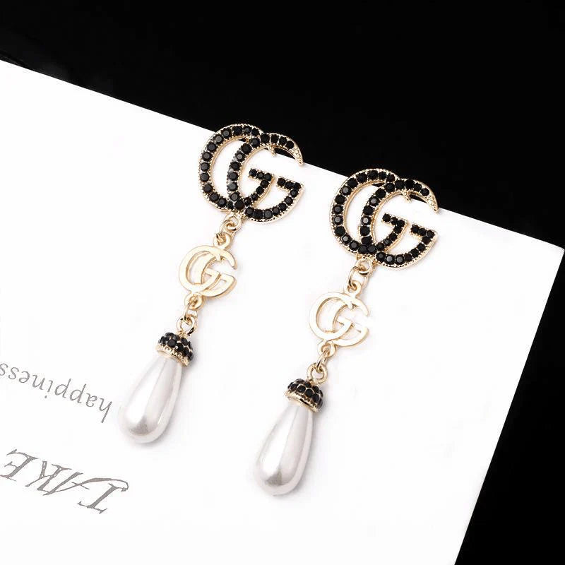 Women's High-end Fashion Letter Earrings