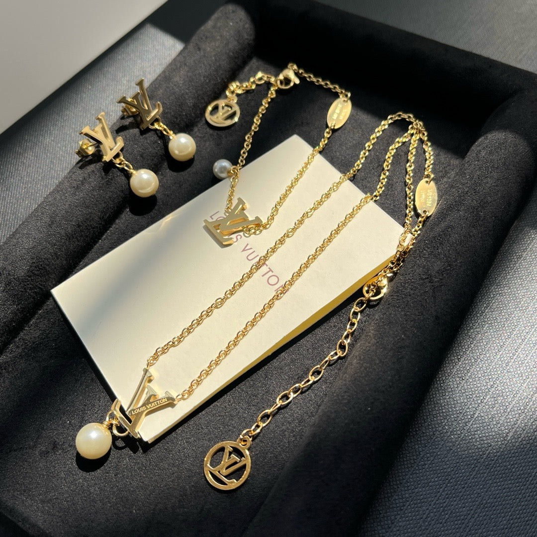 Women's Fashion High-end Jewelry Set