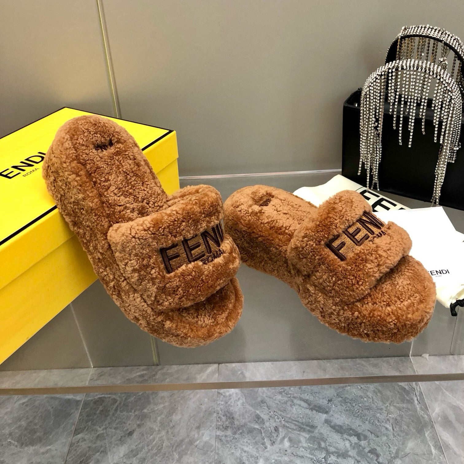 Ladies New Fur Slippers