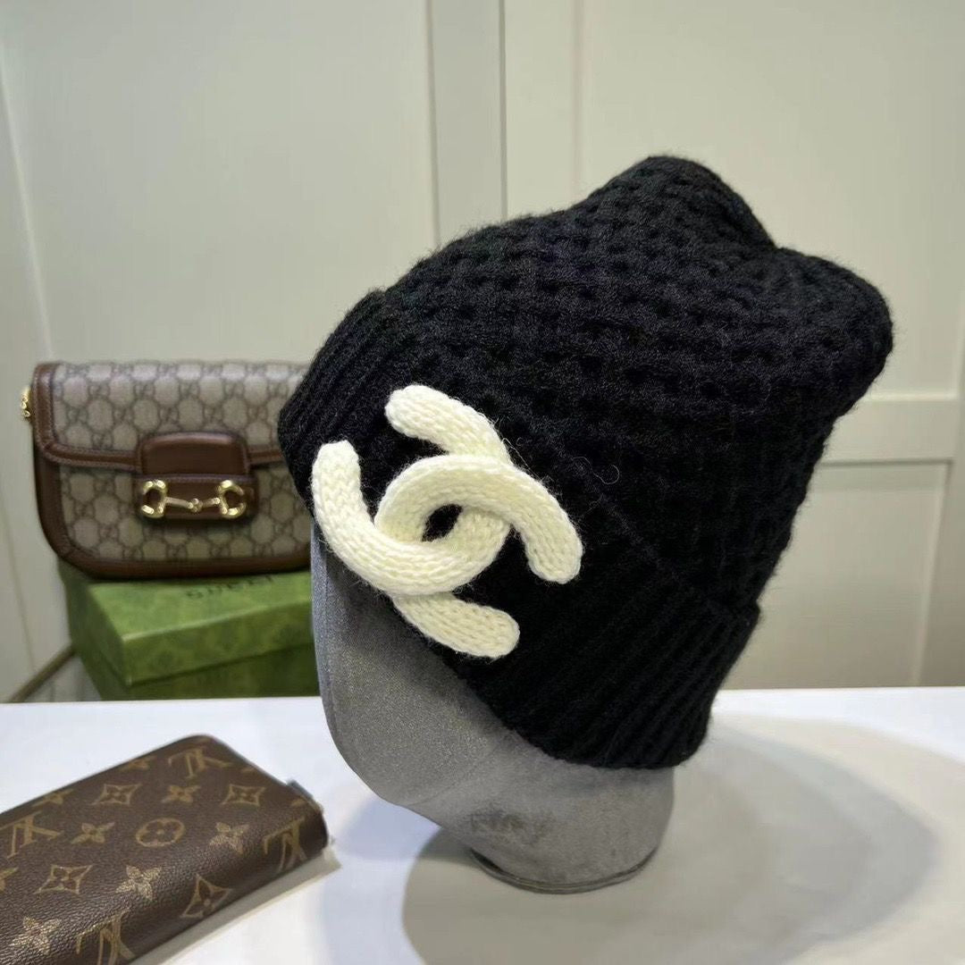 New Fashion High-end Warm Rabbit Fur Knitted Hat