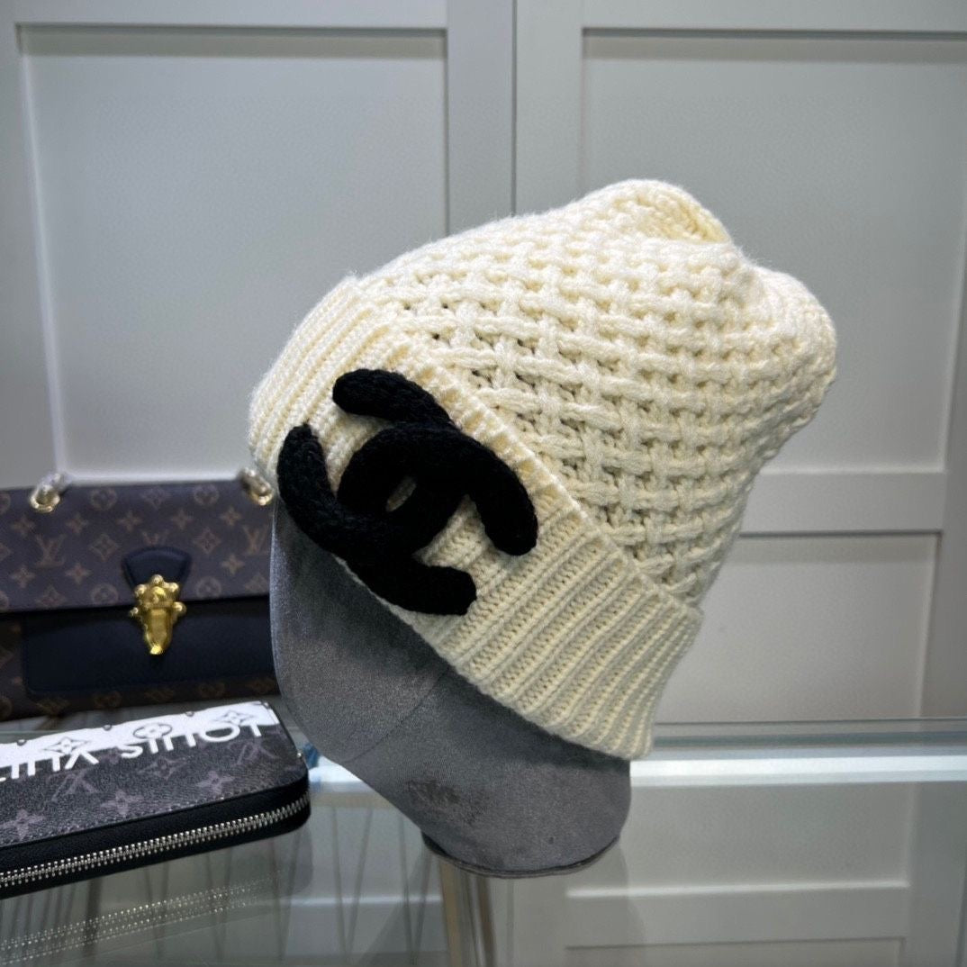 New Fashion High-end Warm Rabbit Fur Knitted Hat