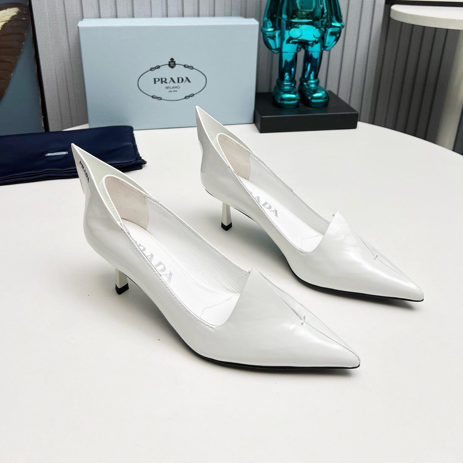 Ladies New Fashion Pointed High Heels