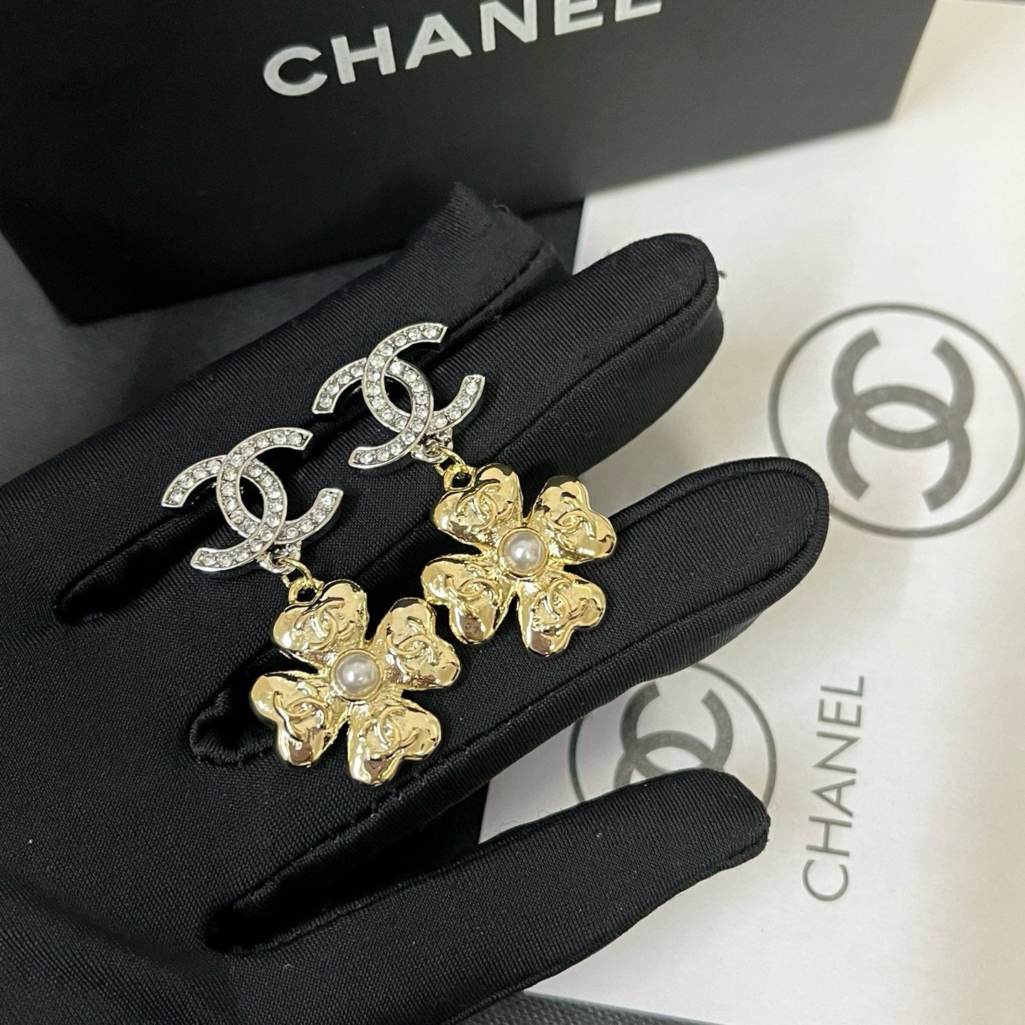 Ladies New Fashion High-End Earrings