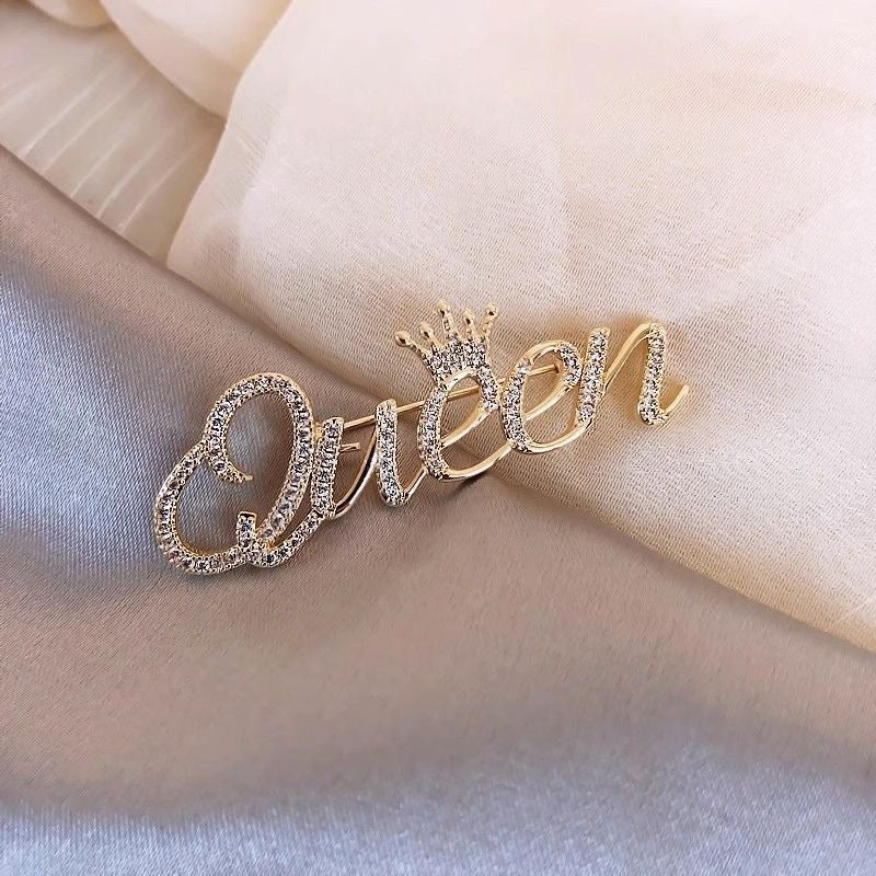 Women's High-End Letter Fashion Brooch Accessories - najeste