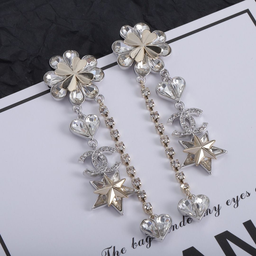 Ladies New High-end Rhinestone Earrings