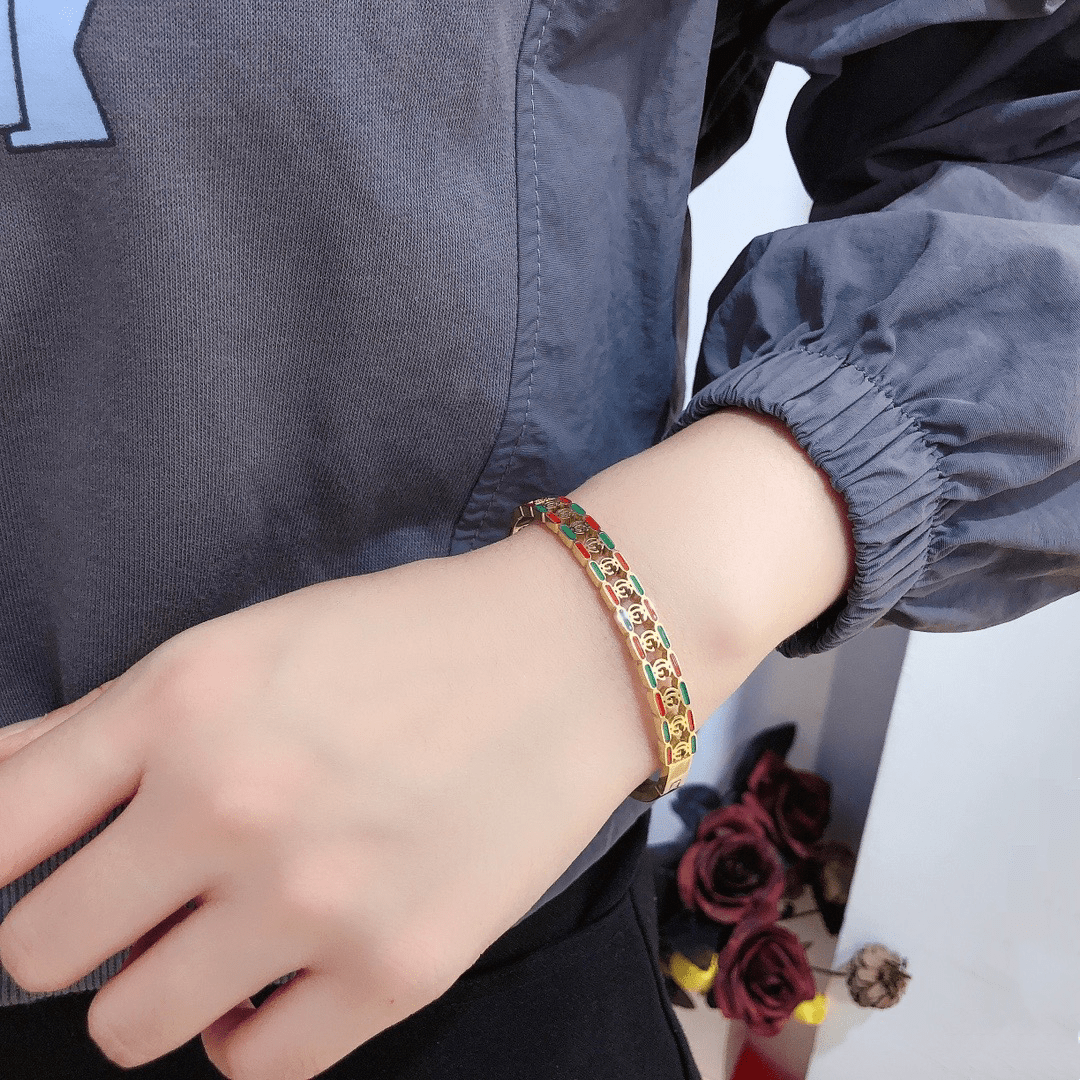 Women‘s Letter Fashion Diamond Bracelet - najeste