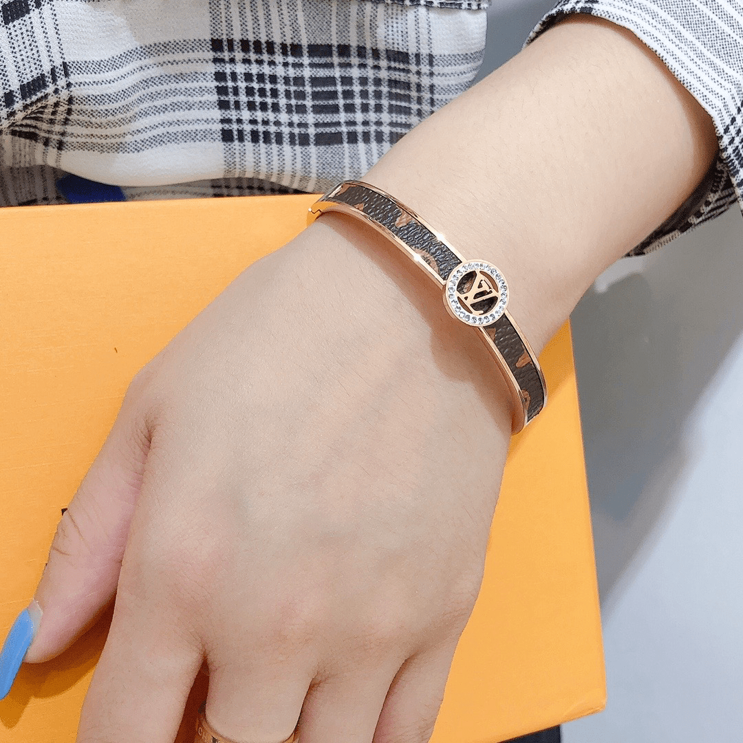 Women‘s Letter Fashion Diamond Bracelet - najeste