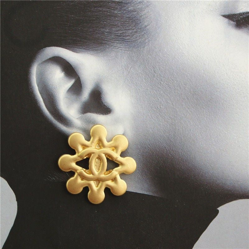 Women's Fashionable Light Luxury High-End Earrings